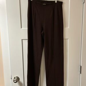 Women’s pull on pants.